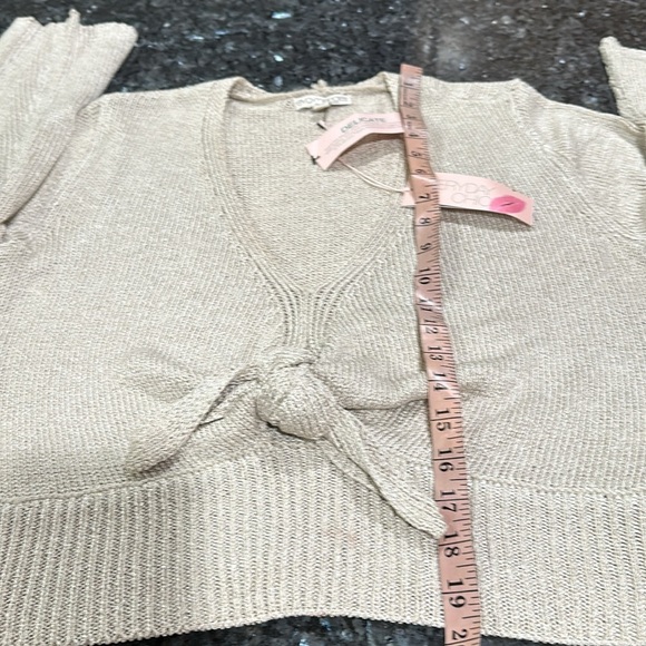 Eva Mendes New York and Company Beige knitted bottoms sets - Picture 7 of 16